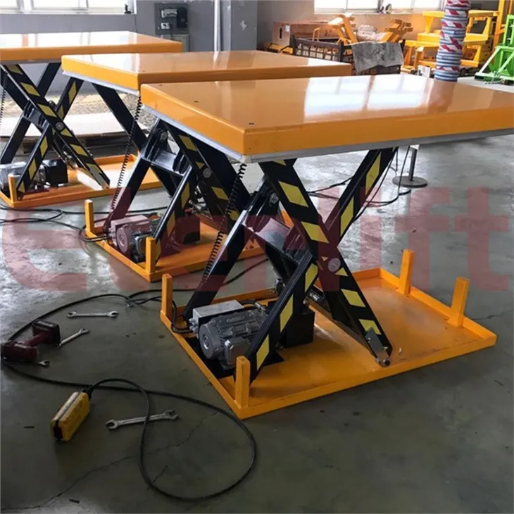 Scissor Lift Platform To Lift Material
